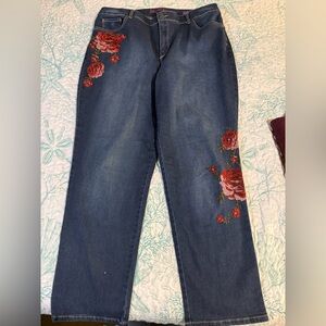 Women’s Gloria Vanderbilt Embroidered Jeans